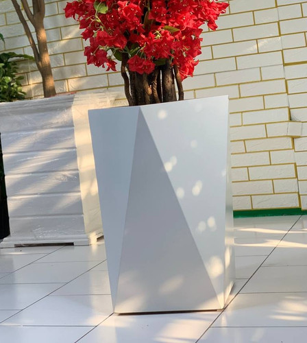 گلدان فایبرگلاس مدل شیش ضلعی